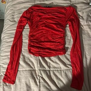 Red Longsleeve Top with Scrubched Sides
Urban Outfittersters